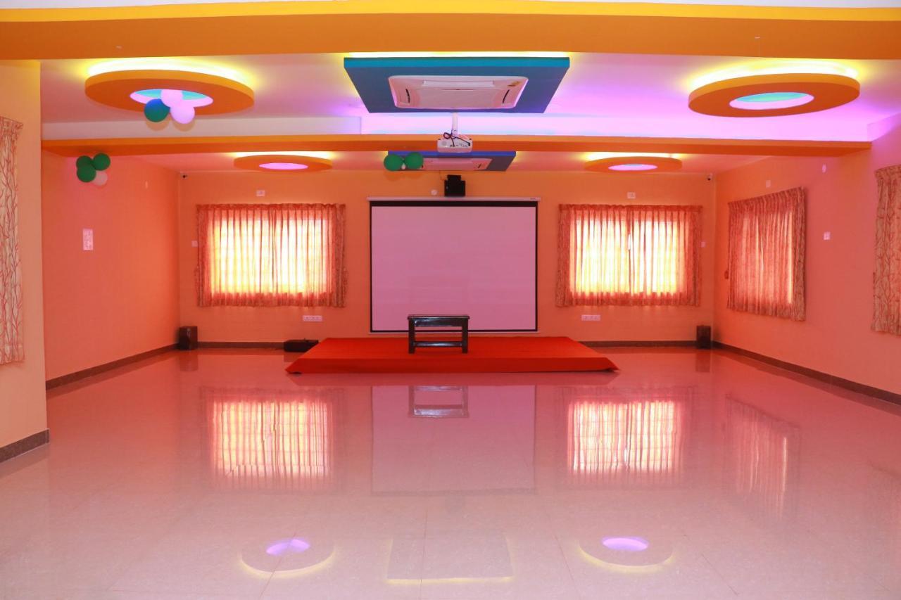Avm Residency Hotel Paramagudi ภายนอก รูปภาพ